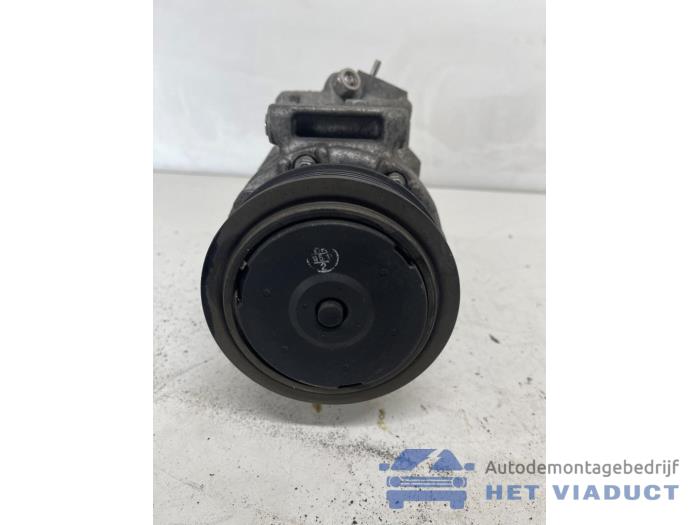 Gebruikte Aircopomp Volkswagen Crafter 2.5 TDI 30/32/35/46/50 Prijs € 100,00 Margeregeling aangeboden door Het Viaduct