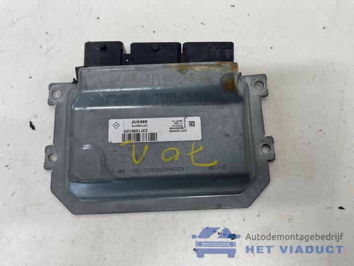 Gebruikte Computer Motormanagement Dacia Sandero II 1.0 Sce 12V Prijs € 190,00 Margeregeling aangeboden door Het Viaduct