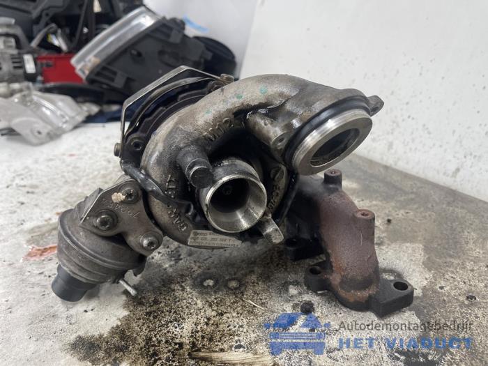 Gebruikte Turbo Volkswagen Caddy IV 2.0 TDI 102 Prijs € 250,00 Margeregeling aangeboden door Het Viaduct