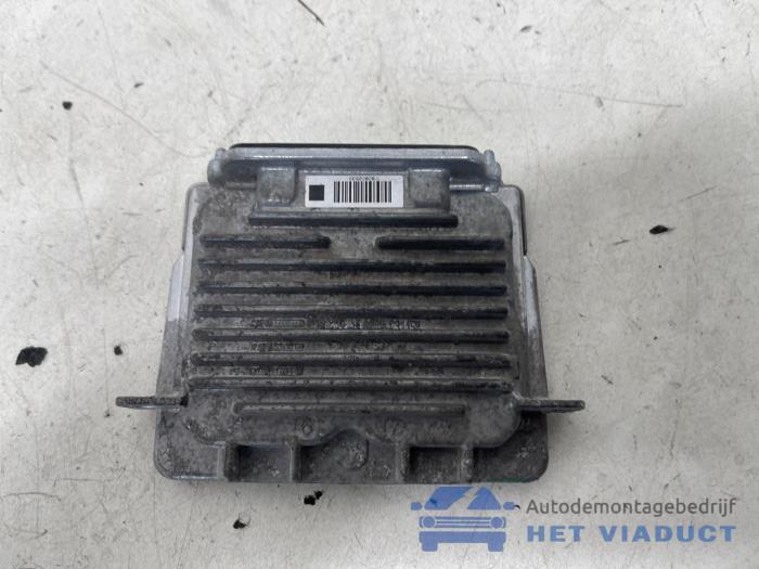 Gebruikte Xenon module Citroen Jumpy 2.0 Blue HDI 180 Prijs € 50,00 Margeregeling aangeboden door Het Viaduct