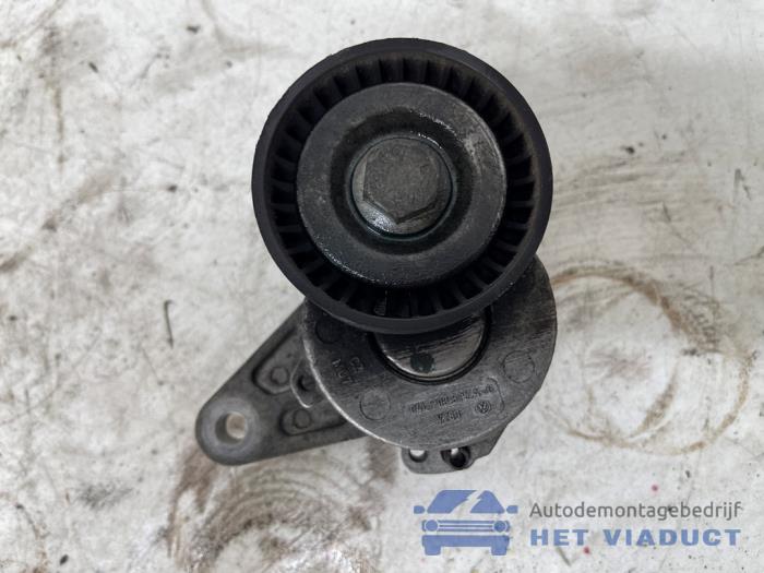 Gebruikte Spanner multiriem Volkswagen Golf VII (AUA) 1.6 TDI BlueMotion 16V Prijs € 20,00 Margeregeling aangeboden door Het Viaduct