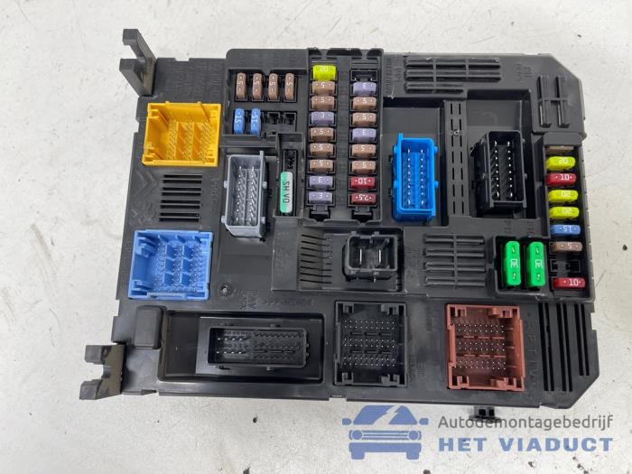 Gebruikte Computer Body Control Citroen Berlingo 1.5 BlueHDi 100 Prijs € 80,00 Margeregeling aangeboden door Het Viaduct