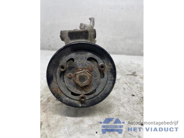 Gebruikte Aircopomp Volkswagen Transporter T6 2.0 TDI 150 4Motion Prijs € 100,00 Margeregeling aangeboden door Het Viaduct