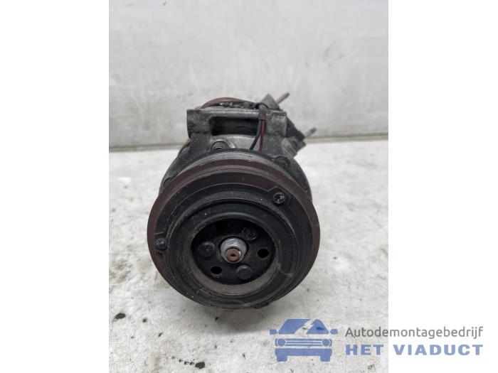 Gebruikte Aircopomp Jaguar XE 2.0d 180 16V Prijs € 50,00 Margeregeling aangeboden door Het Viaduct