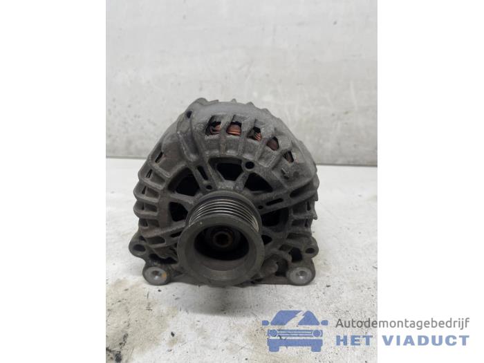 Gebruikte Dynamo Volkswagen Transporter T6 2.0 TDI 204 Prijs € 150,00 Margeregeling aangeboden door Het Viaduct