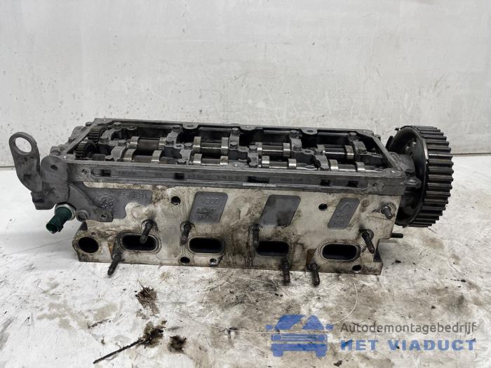 Gebruikte Cilinderkop Volkswagen Golf VI Cabrio (1K) 1.6 TDI 16V BlueMotion Prijs € 350,00 Margeregeling aangeboden door Het Viaduct