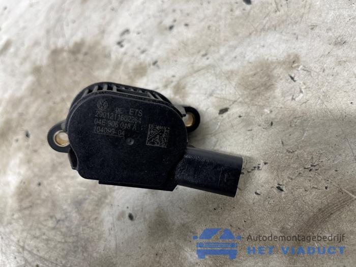 Gebruikte Nokkenas Sensor Skoda Kamiq 1.5 TSI 16V Prijs € 20,00 Margeregeling aangeboden door Het Viaduct
