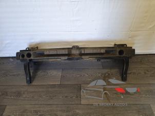 Gebruikte Bumperframe voor Volkswagen Golf VII (AUA) 1.0 TSI 12V Prijs € 150,00 Margeregeling aangeboden door De Broers Auto's