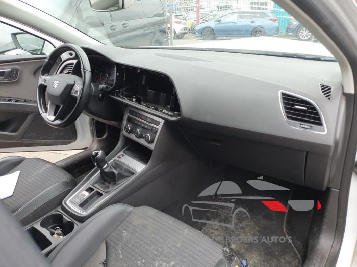 Airbag set + dashboard van een Seat Leon (5FB) 1.4 TSI 16V 2018