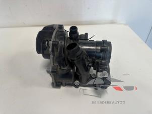 Gebruikte Waterpomp Volkswagen Polo Prijs € 150,00 Margeregeling aangeboden door De Broers Auto's