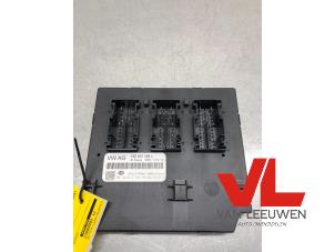 Gebruikte Module Bodycontrol Volkswagen Golf VI (5K1) 1.2 TSI Prijs € 45,00 Margeregeling aangeboden door Van Leeuwen Auto Onderdelen