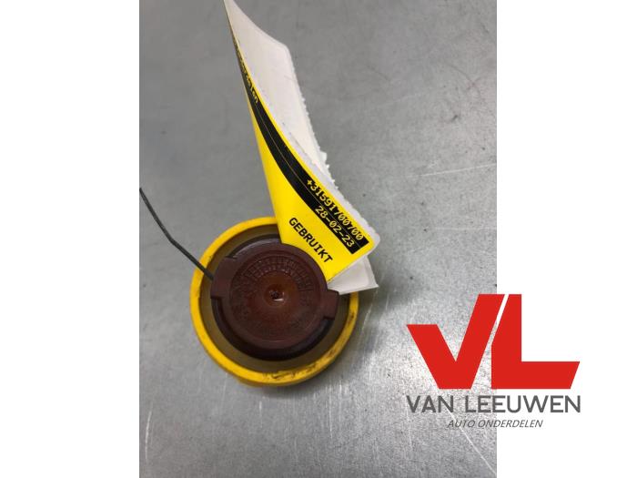 Oliedop van een Dacia Sandero I (BS) 1.2 16V 2009