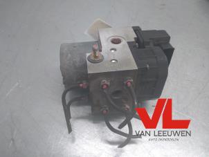 Gebruikte ABS Pomp Suzuki Swift (SF310/413) 1.0i Prijs € 22,00 Margeregeling aangeboden door Van Leeuwen Auto Onderdelen