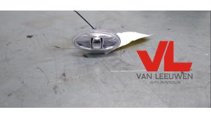 Gebruikte Knipperlicht Scherm rechts-voor Peugeot 206 (2A/C/H/J/S) 1.6 16V Prijs € 4,50 Margeregeling aangeboden door Van Leeuwen Auto Onderdelen