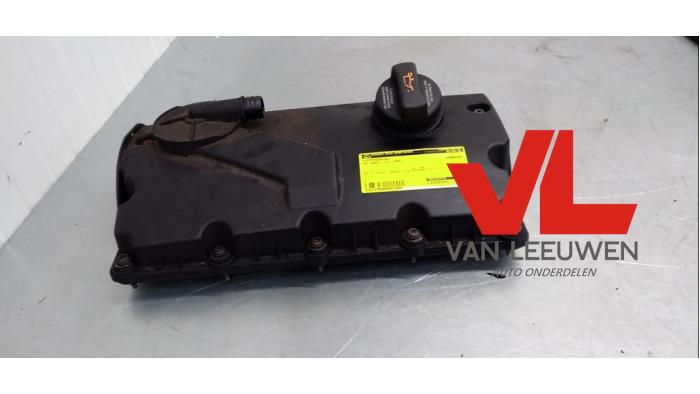 Gebruikte Kleppendeksel Volkswagen Caddy III (2KA,2KH,2CA,2CH) 2.0 SDI Prijs € 26,00 Margeregeling aangeboden door Van Leeuwen Auto Onderdelen