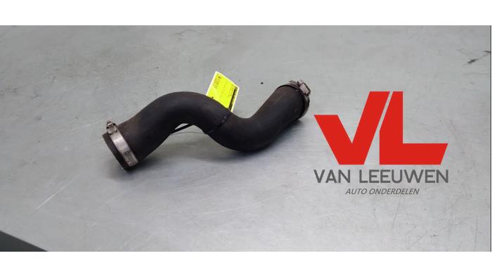 Gebruikte Intercooler Slang Ford Focus 3 1.0 Ti-VCT EcoBoost 12V 100 Prijs € 9,00 Margeregeling aangeboden door Van Leeuwen Auto Onderdelen