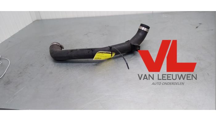 Gebruikte Intercooler Slang Ford Focus 3 1.0 Ti-VCT EcoBoost 12V 100 Prijs € 13,50 Margeregeling aangeboden door Van Leeuwen Auto Onderdelen