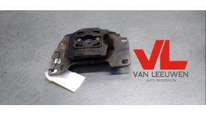 Gebruikte Motorsteun Ford Focus 3 1.0 Ti-VCT EcoBoost 12V 100 Prijs € 23,00 Margeregeling aangeboden door Van Leeuwen Auto Onderdelen