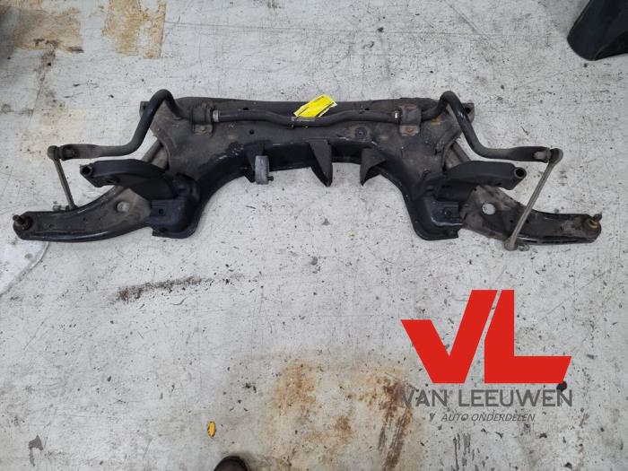 Gebruikte Subframe Ford Fiesta 7 1.5 TDCi 85 Prijs € 141,50 Margeregeling aangeboden door Van Leeuwen Auto Onderdelen
