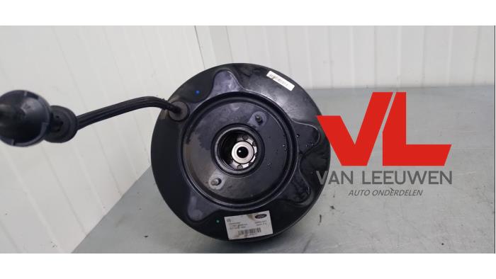 Gebruikte Rembekrachtiger Ford Fiesta 7 1.5 TDCi 85 Prijs € 47,50 Margeregeling aangeboden door Van Leeuwen Auto Onderdelen