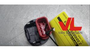 Gebruikte Elektrisch Raam Schakelaar Ford Transit Connect 1.8 TDCi 90 Prijs € 5,00 Margeregeling aangeboden door Van Leeuwen Auto Onderdelen