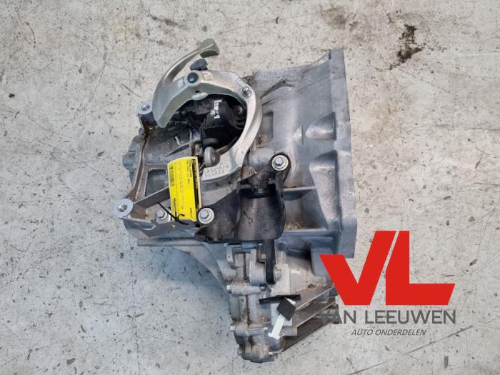 Gebruikte Versnellingsbak Ford Focus 4 Wagon Prijs € 900,00 Margeregeling aangeboden door Van Leeuwen Auto Onderdelen