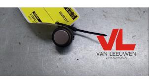 Gebruikte PDC Sensor BMW 5 serie Touring (F11) 520i 16V Prijs € 18,00 Margeregeling aangeboden door Van Leeuwen Auto Onderdelen