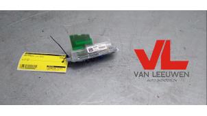 Gebruikte Antenne BMW 5 serie Touring (F11) 520i 16V Prijs € 23,00 Margeregeling aangeboden door Van Leeuwen Auto Onderdelen