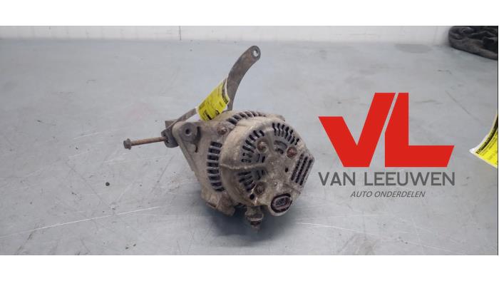 Gebruikte Dynamo Toyota Land Cruiser 90 (J9) 3.0 TD Prijs € 81,50 Margeregeling aangeboden door Van Leeuwen Auto Onderdelen
