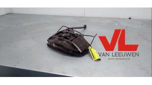 Gebruikte Remklauw (Tang) rechts-voor Lancia Phedra 3.0 V6 24V Prijs € 95,00 Margeregeling aangeboden door Van Leeuwen Auto Onderdelen