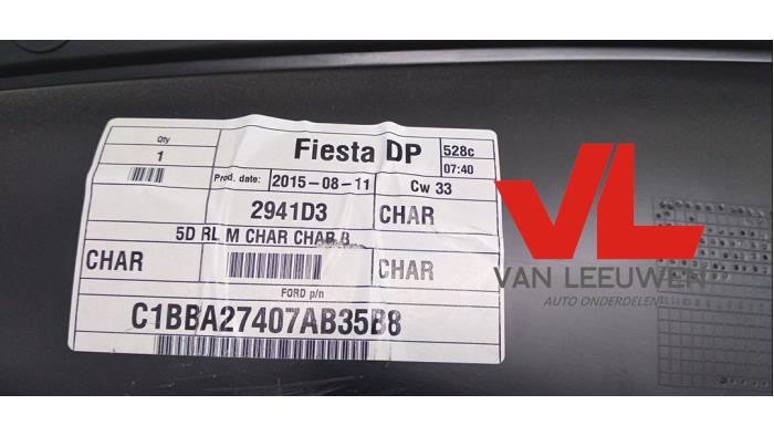 Portierbekleding 4Deurs links-achter van een Ford Fiesta 6 (JA8) 1.0 EcoBoost 12V 100 2015