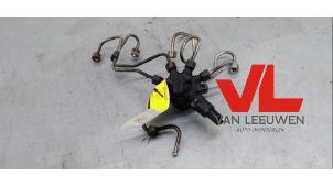 Gebruikte Injector brug Renault Kangoo Express (FC) 1.5 dCi 60 Prijs € 16,00 Margeregeling aangeboden door Van Leeuwen Auto Onderdelen