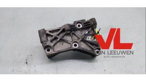 Gebruikte Motorrubber Renault Kangoo Express (FC) 1.5 dCi 60 Prijs € 18,00 Margeregeling aangeboden door Van Leeuwen Auto Onderdelen