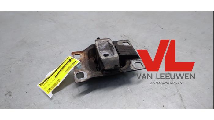 Gebruikte Motorsteun Ford Focus 1 Wagon 1.6 16V Prijs € 23,00 Margeregeling aangeboden door Van Leeuwen Auto Onderdelen