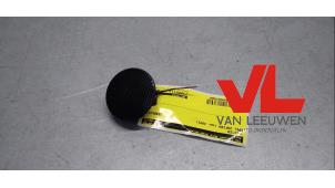 Gebruikte Tweeter Opel Zafira (F75) 1.8 16V Prijs € 9,00 Margeregeling aangeboden door Van Leeuwen Auto Onderdelen