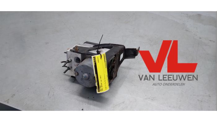 Gebruikte ABS Pomp Opel Zafira (F75) 1.8 16V Prijs € 46,50 Margeregeling aangeboden door Van Leeuwen Auto Onderdelen