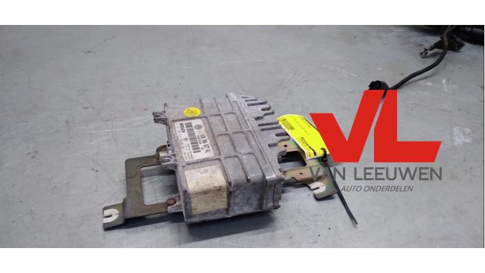 Gebruikte Inspuitcomputer Volkswagen Lupo (6X1) 1.0 MPi 50 Prijs € 42,50 Margeregeling aangeboden door Van Leeuwen Auto Onderdelen