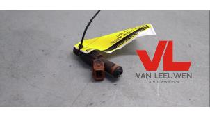 Gebruikte Injector (benzine injectie) Volvo XC70 (SZ) XC70 2.4 T 20V Prijs € 24,00 Margeregeling aangeboden door Van Leeuwen Auto Onderdelen