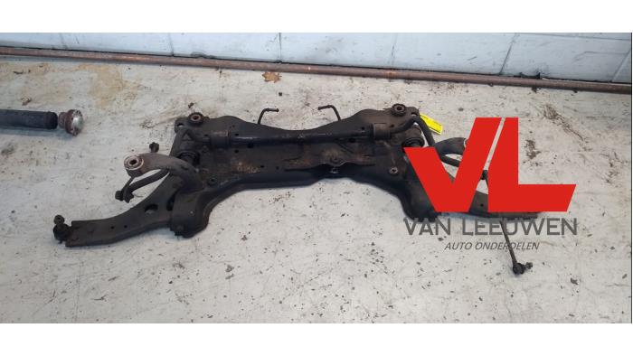 Gebruikte Subframe Ford Focus 2 1.6 16V Prijs € 32,50 Margeregeling aangeboden door Van Leeuwen Auto Onderdelen