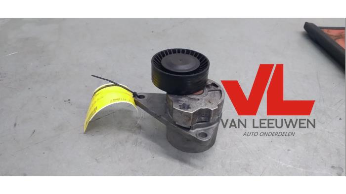 Gebruikte Spanner multiriem Volvo XC70 (SZ) XC70 2.4 T 20V Prijs € 13,50 Margeregeling aangeboden door Van Leeuwen Auto Onderdelen