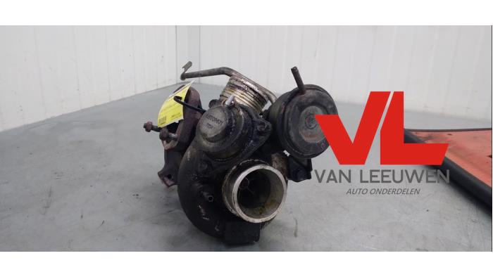 Gebruikte G-lader Volvo XC70 (SZ) XC70 2.4 T 20V Prijs € 135,50 Margeregeling aangeboden door Van Leeuwen Auto Onderdelen