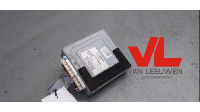 Gebruikte ABS Computer Toyota Land Cruiser 90 (J9) 3.0 TD Prijs € 40,00 Margeregeling aangeboden door Van Leeuwen Auto Onderdelen