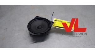 Gebruikte Luidspreker BMW 1 serie (E81) 118i 16V Prijs € 7,00 Margeregeling aangeboden door Van Leeuwen Auto Onderdelen