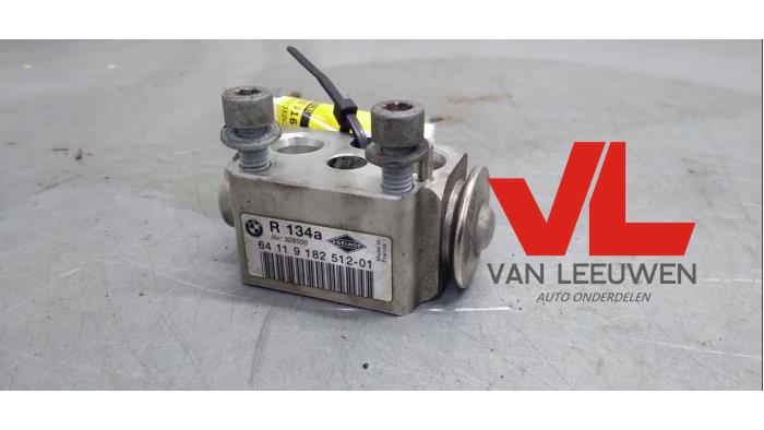 Gebruikte Airco expansieklep BMW 1 serie (E81) 118i 16V Prijs € 13,50 Margeregeling aangeboden door Van Leeuwen Auto Onderdelen