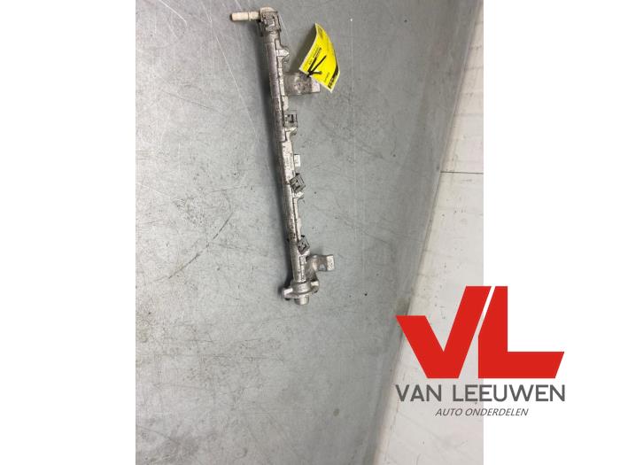 Gebruikte Common rail (Injectie) Ford Focus 2 1.6 16V Prijs € 13,50 Margeregeling aangeboden door Van Leeuwen Auto Onderdelen