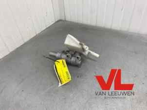 Gebruikte Hoofdremcilinder Ford C-Max (DXA) 1.6 SCTi 16V Prijs € 13,50 Margeregeling aangeboden door Van Leeuwen Auto Onderdelen