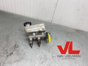 Gebruikte Hoofdremcilinder Hyundai Getz 1.6i 16V Prijs € 23,00 Margeregeling aangeboden door Van Leeuwen Auto Onderdelen