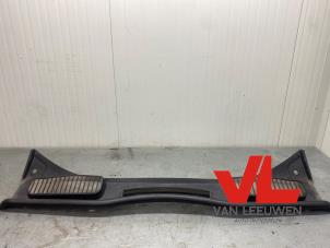 Gebruikte Paravan Ford C-Max (DXA) 1.6 SCTi 16V Prijs € 23,00 Margeregeling aangeboden door Van Leeuwen Auto Onderdelen