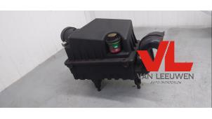 Gebruikte Luchtfilterhuis Ford Transit Connect 1.8 TDdi LWB Euro 3 Prijs € 23,00 Margeregeling aangeboden door Van Leeuwen Auto Onderdelen