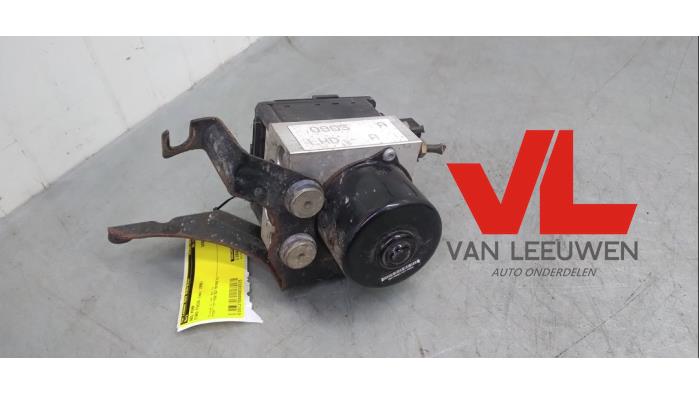 Gebruikte ABS Pomp Ford Focus 1 1.6 16V Prijs € 13,00 Margeregeling aangeboden door Van Leeuwen Auto Onderdelen